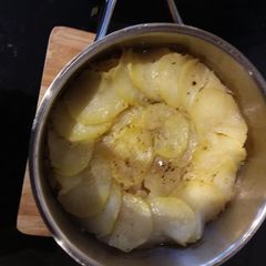 A picture of Boulangere Potatoes.