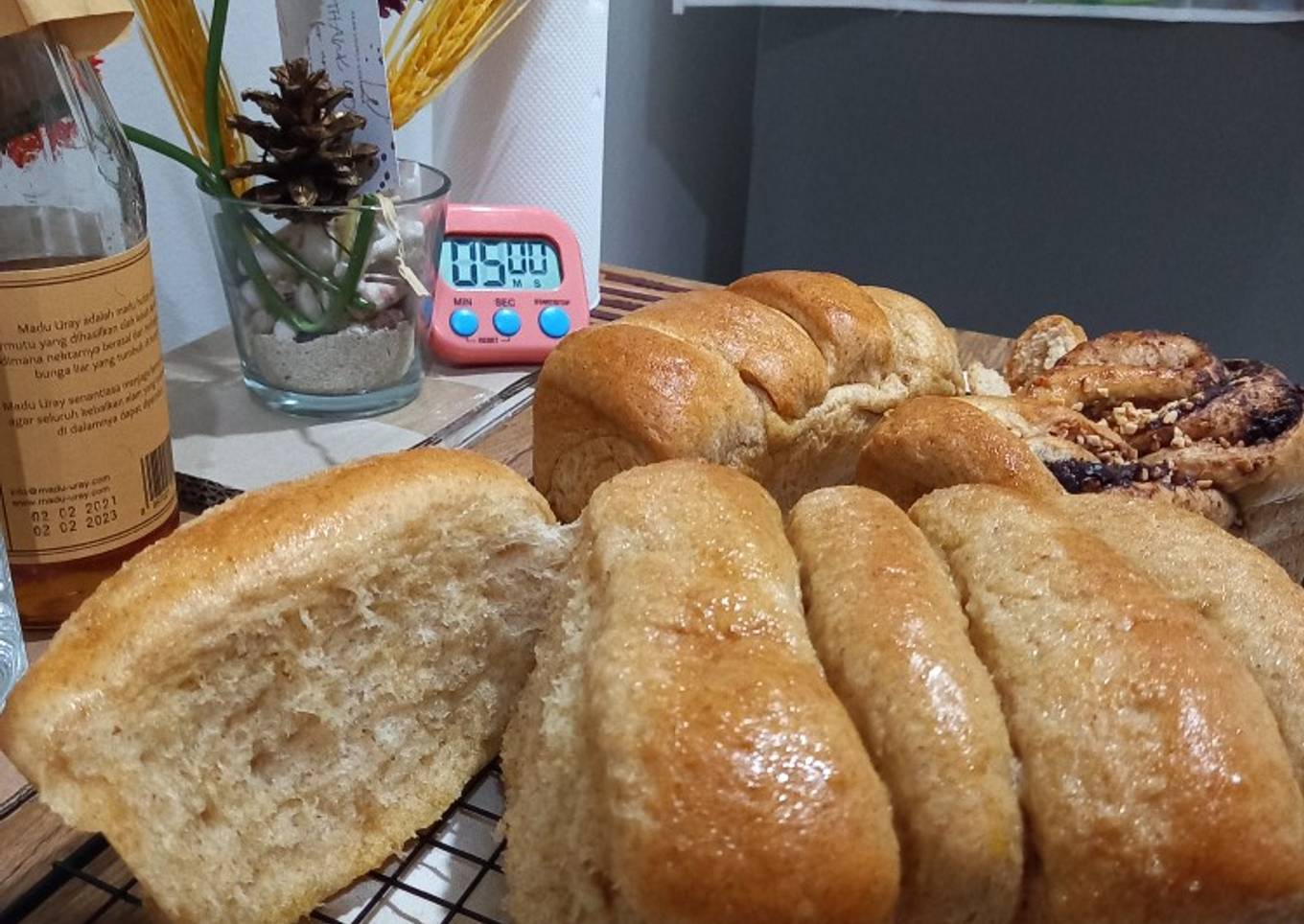 Roti Gandum Manis Lembut (1/2 Autolisis)