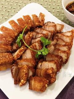 脆皮燒肉（免烤箱） 的食譜成品照片