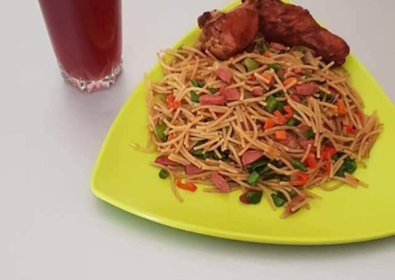 Easiest Way to Prepare Homemade Garnished spagetti