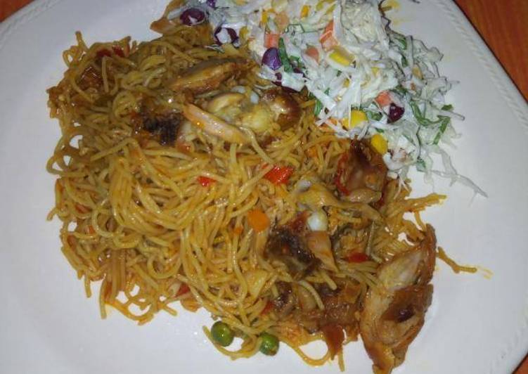 Spaghetti and shredded chicken