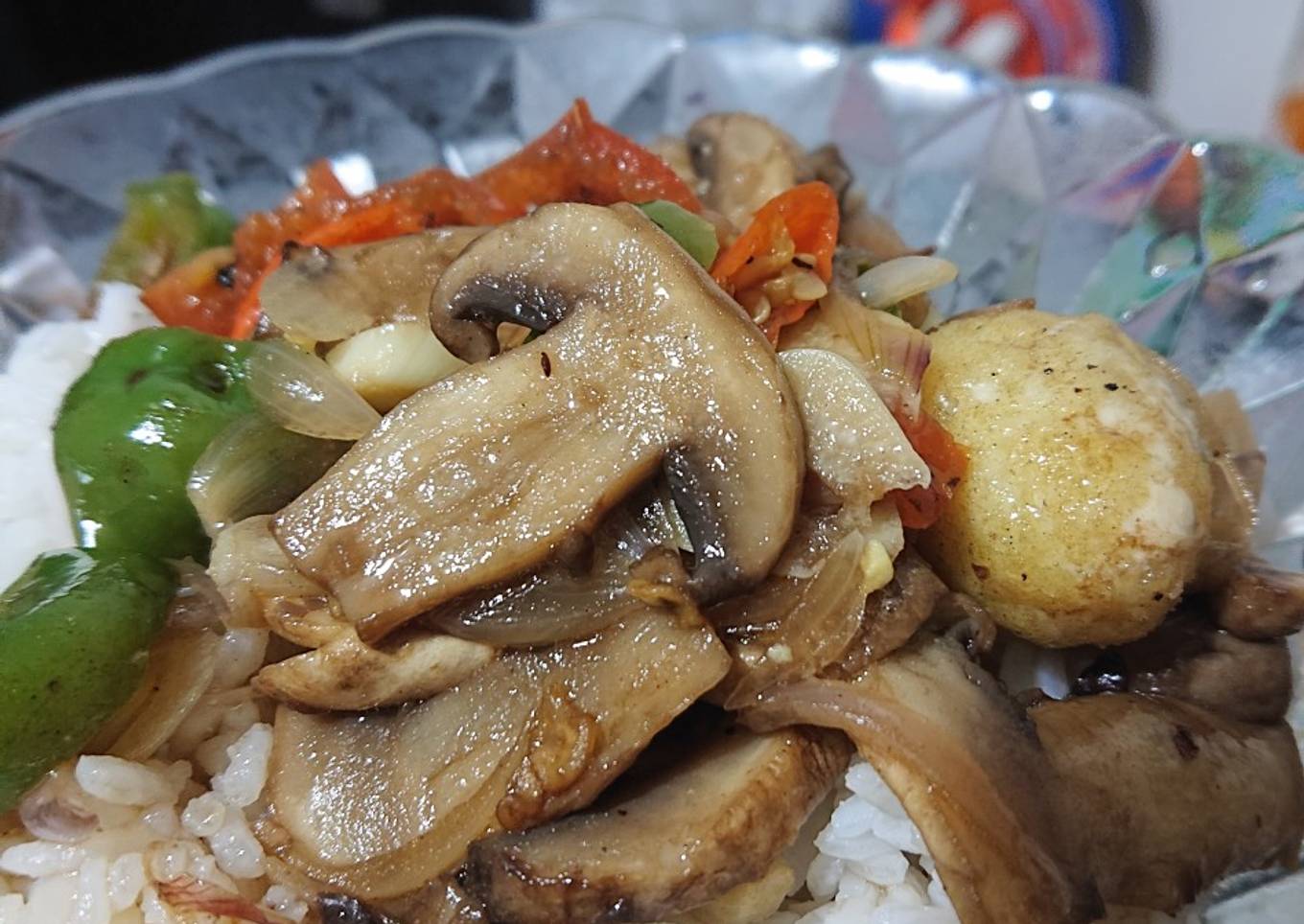Jamur saus tiram pedas