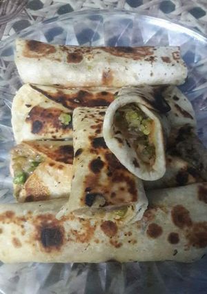 A picture of Vegetable wraps.