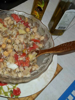 Una foto de "Ensalada con tuti", (típica de semana santa.)