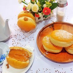 A picture of Doughnut (with beautiful white line).