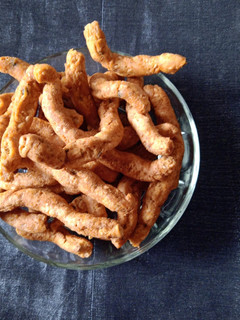 ફૂલવડી (Fulvadi Recipe In Gujarati) રેસીપી મુખ્ય ફોટો