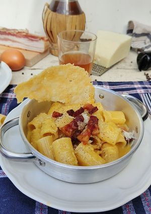 A picture of Carbonara with Pecorino Crisp.