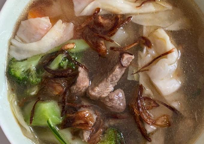 Cara bikin Sop Daging Sapi dan Sayur Cara bikin Sop Daging Sapi dan Sayur
