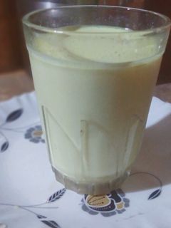 हल्दी वाला दूध (Haldi wala Doodh recipe in hindi) रेसिपी मुख्य फोटो