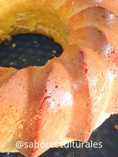Una foto de 🥧🍊🥄Budín de mandarina by Lou