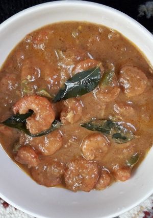 A picture of Prawns in coconut curry.