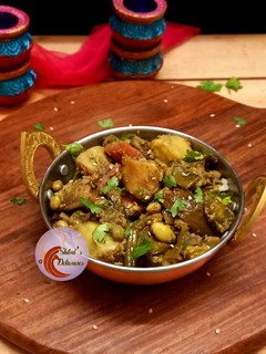 उंधियो (Undhiyo recipe in marathi) रेसिपी चे मुख्य फोटो