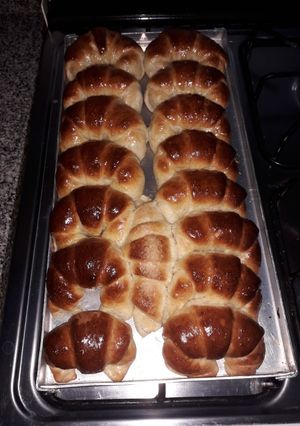 Una foto de Medialunas súper fáciles