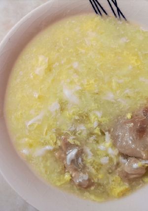 Una foto de Sopa fuchi fu con pollo