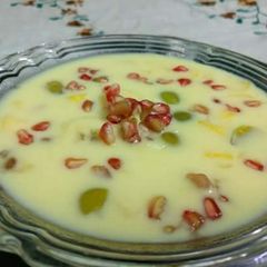 A picture of Fruit custard.
