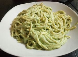Una foto de Espaguetti verde 🍝