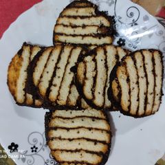 A picture of Marie biscuits pudding.