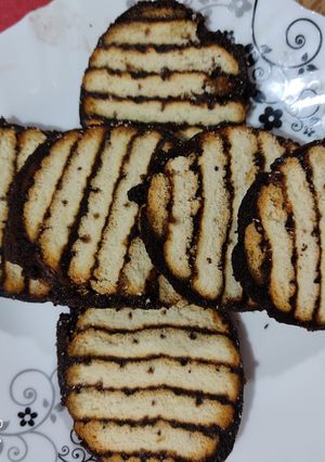 A picture of Marie biscuits pudding.