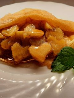 Mézes, karamellizált almás palacsinta🍎❤ recept fotója