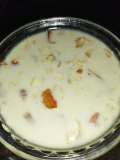 उपवासाची रताळ्याची खीर (upwasachi ratadyachi kheer recipe in marathi) रेसिपी चे मुख्य फोटो 