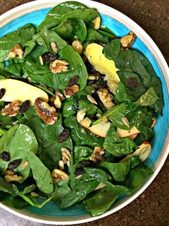 A picture of Spinach, Apples and Walnut Salad.