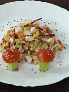A picture of Crunch Munch Salad.