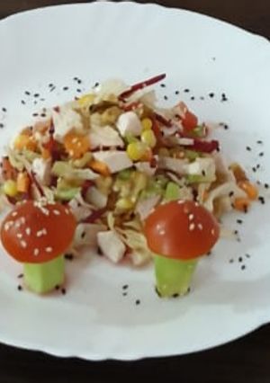 A picture of Crunch Munch Salad.
