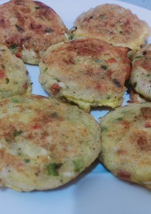 A picture of Chicken veggies cutlets.