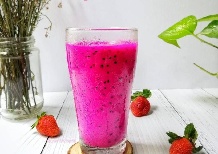 Dragon Fruit Smoothie