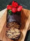 Tinginys (Lithuanian Lazy Cake) Hias Bunga Stroberry