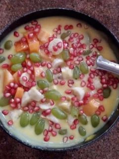 A picture of Furit Custard.