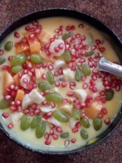 A picture of Furit Custard.