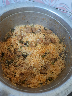 வெஜிடபிள் பிரியாணி(veg biryani recipe in tamil) செய்முறை முக்கிய புகைப்படம்