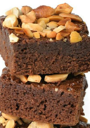 Una foto de Brownie con las 3 B