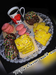 A picture of Triple flavor soft cookies.