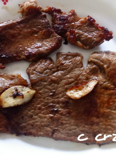 Una foto de Filete sabor ajo