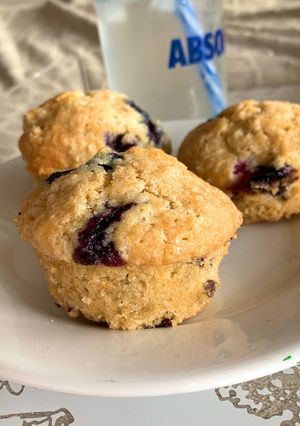 Una foto de Muffins de arándanos con un toque de té 🧁
