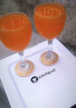 A picture of Orange juice 🥤.