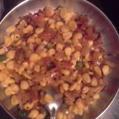 A picture of Corn salad.