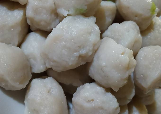 Resep Bakso Ikan Tenggiri Kenyal Oleh Dapur Mama Hasna Cookpad