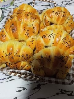 صورة لوصفة كرواصون بالجبن