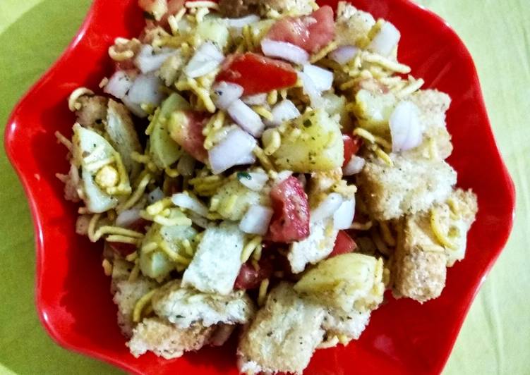 Recipe of Homemade Bread cruton chaat