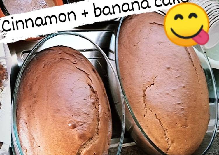 Cinnamon banana cake