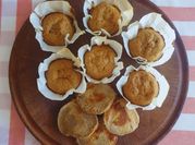 Una foto de muffins integrales con stevia