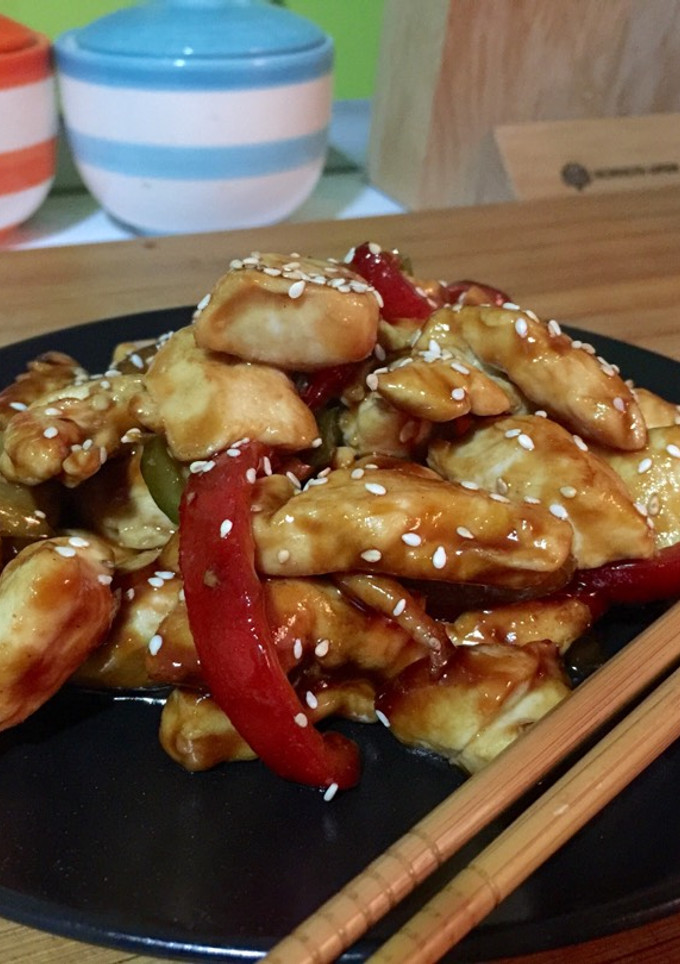 Una foto de Pollo con salsa hoisin