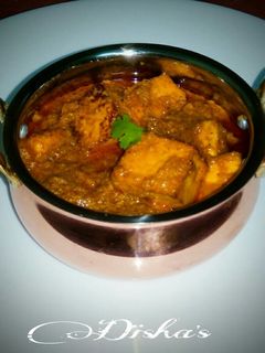 A picture of Dhaba style paneer masala.