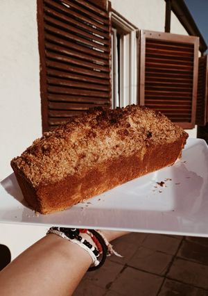 Una foto de Budín de Coco con Crumble por encima 🥥