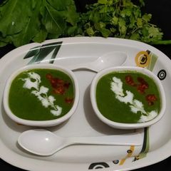 A picture of Spinach Coriander Creamy Soup.
