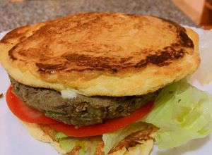 Foto principal de Hamburguesas de lentejas en Pan Nube (sin TACC)