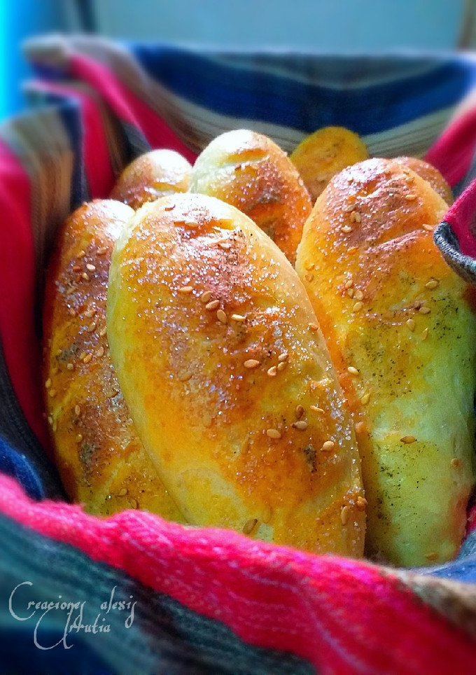 Una foto de Bollitos tiernos de leche salados con Aceite de sésamo